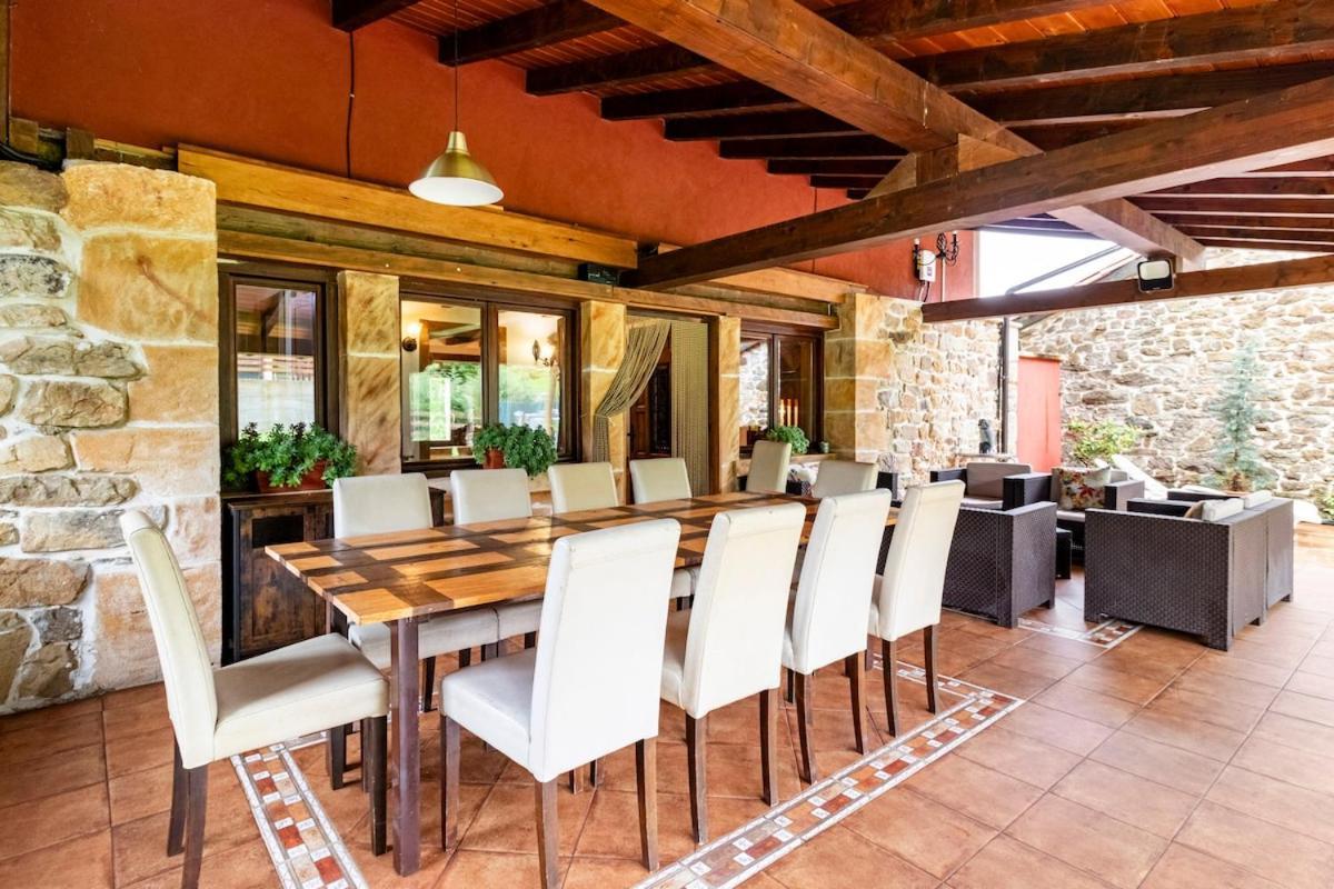 Casa De Pueblo Las Golondrinas De Luena San Miguel de Luena Luaran gambar