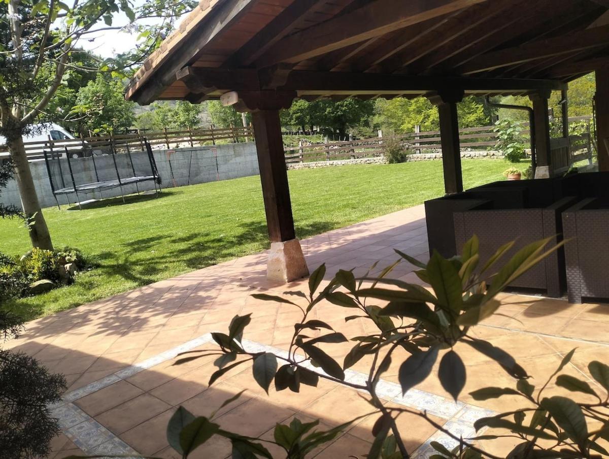 Casa De Pueblo Las Golondrinas De Luena San Miguel de Luena Luaran gambar